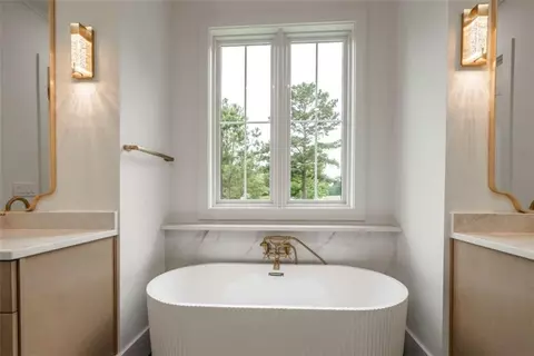 Bath - 2944 George Williams Rd # -A, Monroe, GA 30656 photo 5 of 11