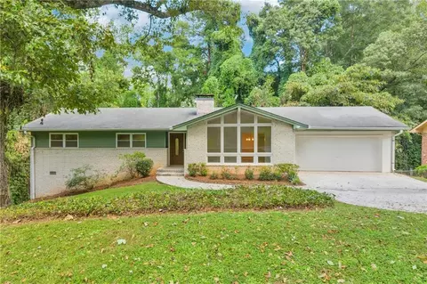 982 Yemassee Trl, Stone Mountain, GA 30083