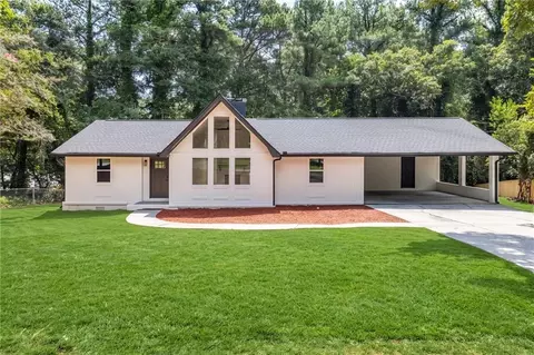 3214 Kimberly Woods Ct SW, Lilburn, GA 30047