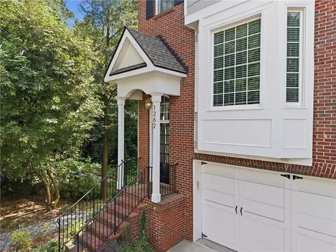 1262 Brickton Dr NW, Atlanta, GA 30318