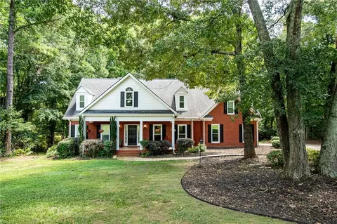 Exterior - 1011 Lakeside Ct, Bishop, GA 30621 photo 11 of 13