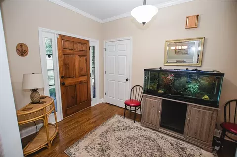 Entry Way - 1011 Lakeside Ct, Bishop, GA 30621 photo 1 of 4
