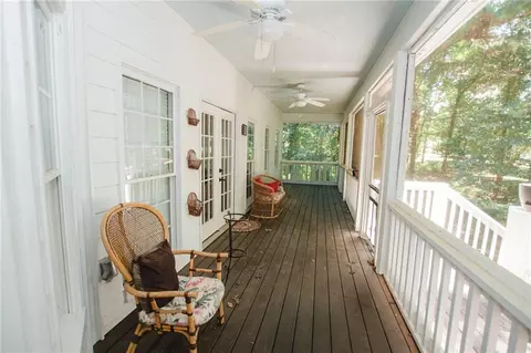 Exterior - 1011 Lakeside Ct, Bishop, GA 30621 photo 4 of 13