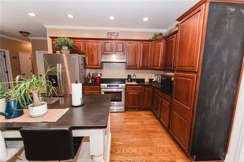Kitchen - 1011 Lakeside Ct, Bishop, GA 30621 photo 1 of 6