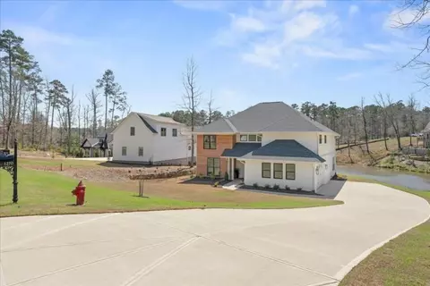 1270 Glen Eagle Dr, Greensboro, GA 30642