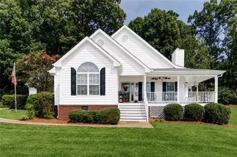 2037 Windfield Dr, Monroe, GA 30655 photo 2