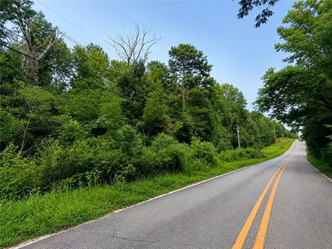 106 W Little River Ct, Eatonton, GA 31024