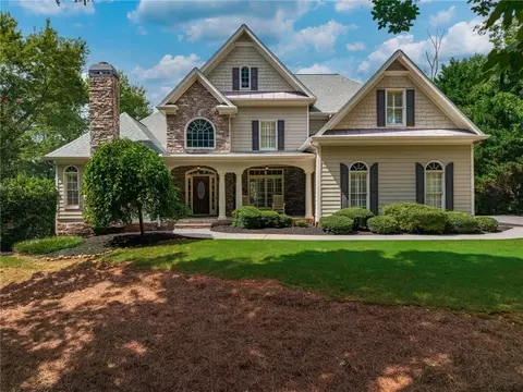 325 N Brooke Dr, Canton, GA 30115