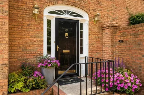19 Lullwater Pl NE #19, Atlanta, GA 30307