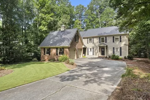1249 Centenary Rdg, Snellville, GA 30078