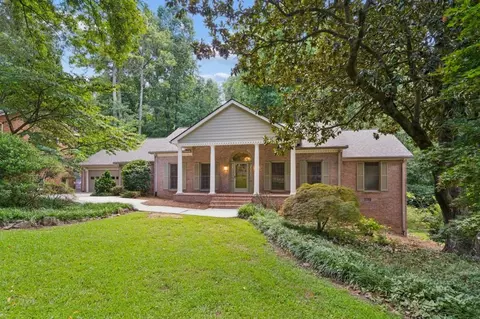 2724 Cravey Dr, Atlanta, GA 30345
