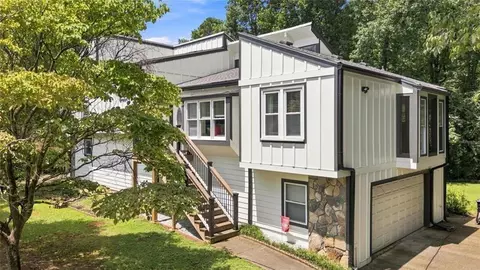 4831 Highpoint Dr NE, Marietta, GA 30066