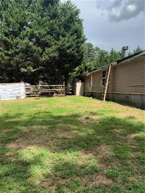Exterior - 219 Lynn Rd, Bethlehem, GA 30620 photo 16 of 19