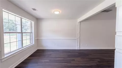 Living - 115 Emerald Ln, Hampton, GA 30228 photo 2 of 5