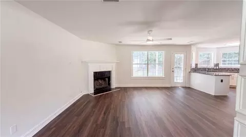 Living - 115 Emerald Ln, Hampton, GA 30228 photo 1 of 5