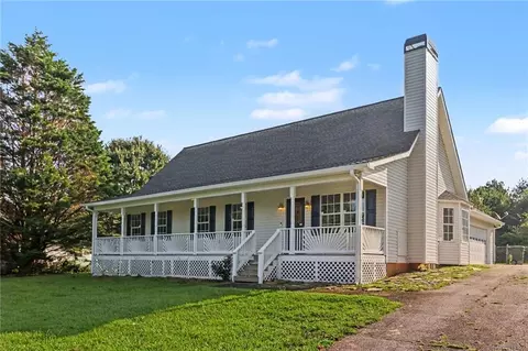 4075 Asbury Mill Rd, Cleveland, GA 30528