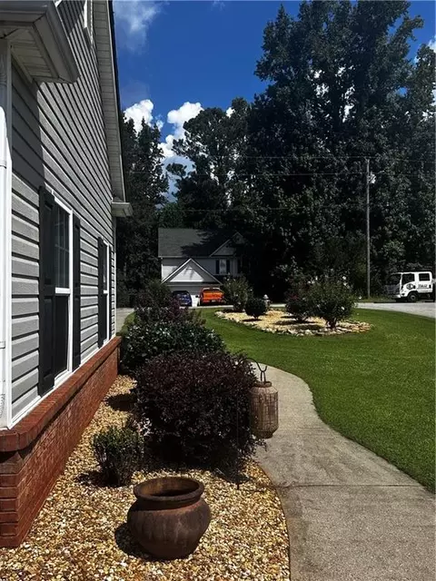 Exterior - 205 Stagecoach Pass, Temple, GA 30179 photo 1 of 12