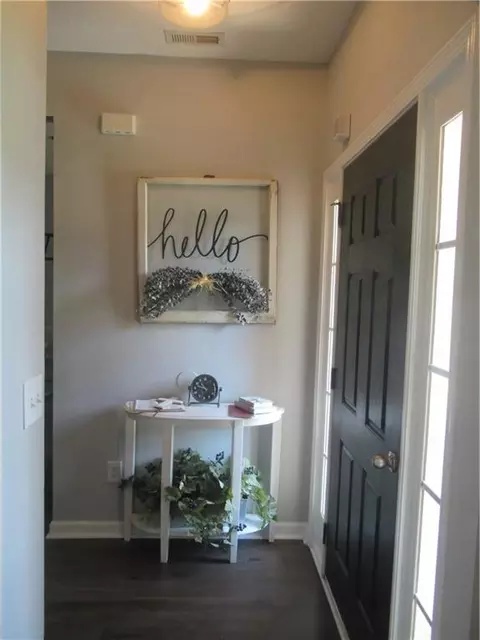 Entry Way - 205 Stagecoach Pass, Temple, GA 30179 photo 2 of 3