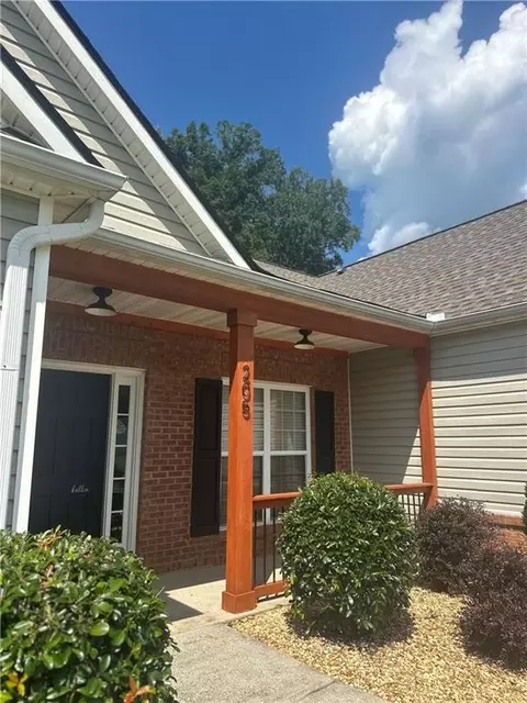 Exterior - 205 Stagecoach Pass, Temple, GA 30179 photo 2 of 12