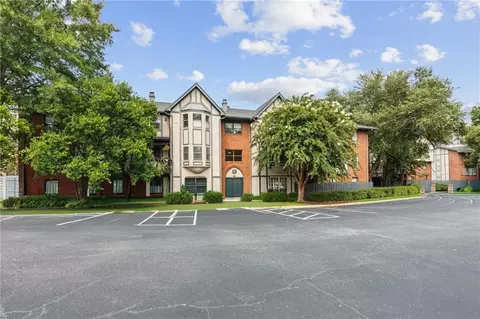 6851 Roswell Rd #K24, Sandy Springs, GA 30328