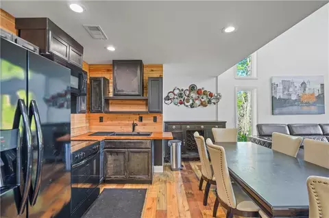 Kitchen - 10 Park Rd, Jackson, GA 30233 photo 1 of 4