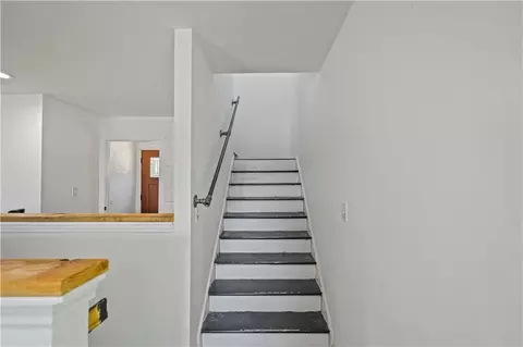 Entry Way - 10 Park Rd, Jackson, GA 30233 photo 1 of 1