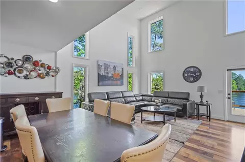 Dining - 10 Park Rd, Jackson, GA 30233 photo 2 of 4