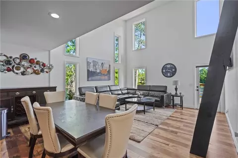Dining - 10 Park Rd, Jackson, GA 30233 photo 1 of 4