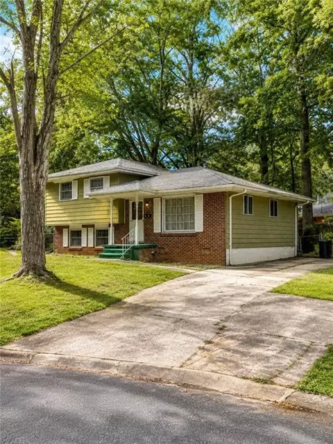 1591 Jolly Green Ct, Conley, GA 30288