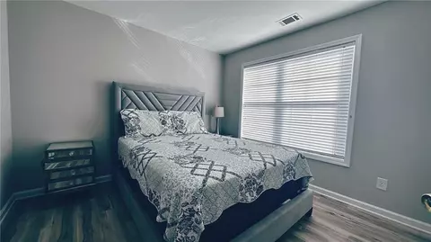 Bedroom - 3295 Briaroak Dr, Duluth, GA 30096 photo 3 of 4