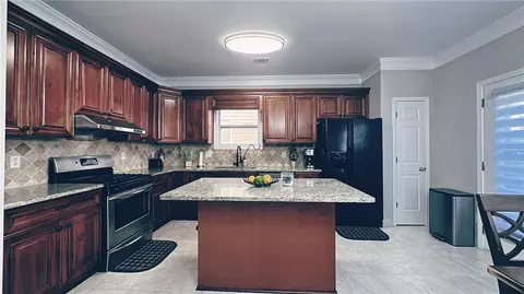 Kitchen - 3295 Briaroak Dr, Duluth, GA 30096 photo 1 of 1