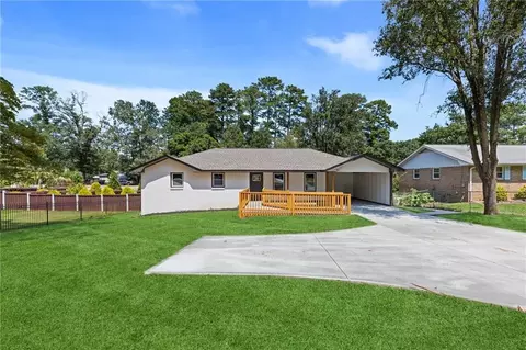 214 Lester Rd NW, Lawrenceville, GA 30044