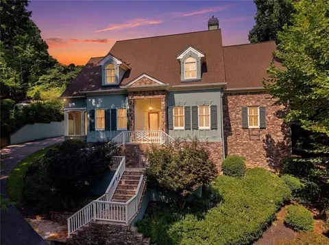 7560 Bridgegate Ct, Sandy Springs, GA 30350