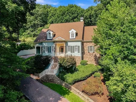 7560 Bridgegate Ct, Sandy Springs, GA 30350