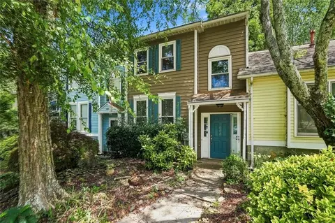 688 Stratford Grn, Avondale Estates, GA 30002
