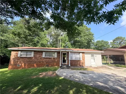 7132 Green Acres Ct SW, Covington, GA 30014
