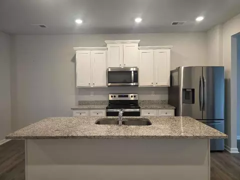 4353 Smithgall Ct, Union City, GA 30291