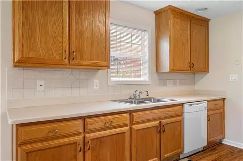Kitchen - 235 Prominent Loop, Mcdonough, GA 30253 photo 3 of 4