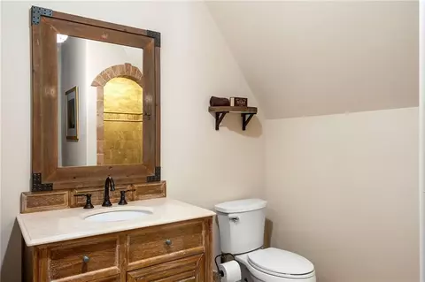Bath - 550 Blue Heron Way, Milton, GA 30004 photo 10 of 11