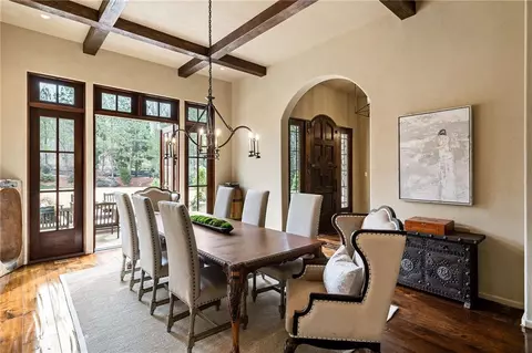 Dining - 550 Blue Heron Way, Milton, GA 30004 photo 4 of 5