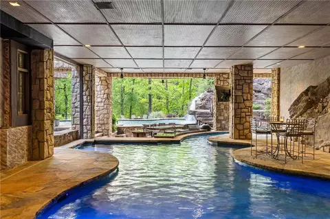 Exterior - 550 Blue Heron Way, Milton, GA 30004 photo 12 of 26