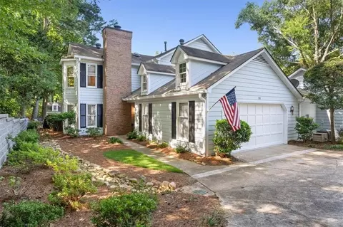 110 Great Oaks Ln, Roswell, GA 30075
