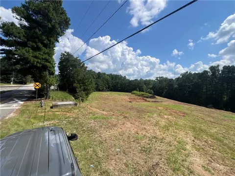 6997 N Baggett Rd, Douglasville, GA 30134