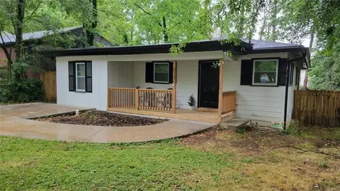 3132 Forrest Hills Dr, Hapeville, GA 30354