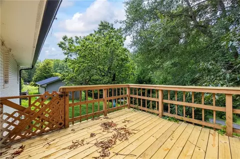Exterior - 192 Summit St, Cornelia, GA 30531 photo 3 of 6