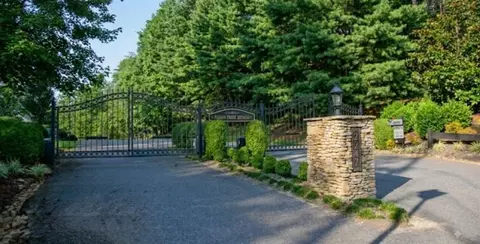 237 Stillwater Ln, Dawsonville, GA 30534