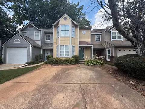 3201 Long Iron Dr, Lawrenceville, GA 30044