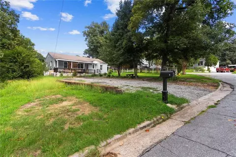 2 Lafayette Dr, Columbus, GA 31903
