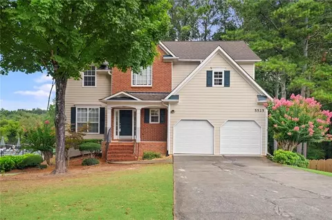 5525 Shepherds Pond, Alpharetta, GA 30004