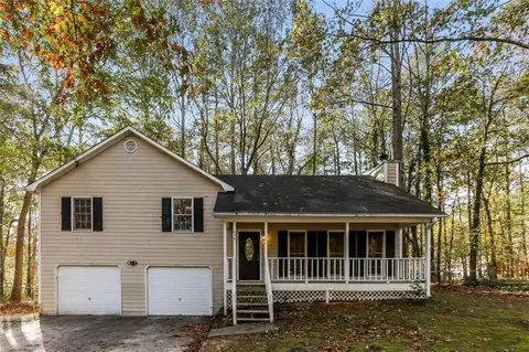 654 Ladora Dr, Dallas, GA 30157